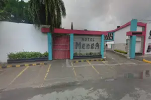 Motel Menga Moteles en Menga